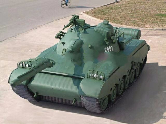雷州军用充气坦克车